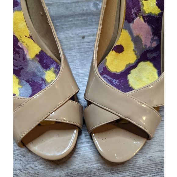 Madden Girl Nude Peep Toe Pumps Size 7.5 - Picture 8 of 9